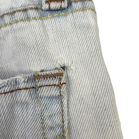 ABERCROMBIE & Fitch Denim Jean Cutoffs 2 Madison Light Wash Low Rise - Picture 8 of 9